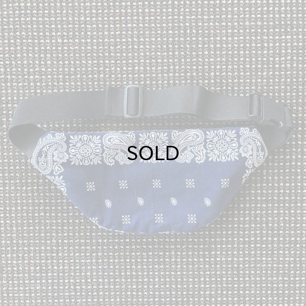 画像2: 【BrandNew】Remake Paisley Bandana Body Bag/Blue （リメイク・ペイズリー柄バンダナ・ボディバッグ・ブルー）